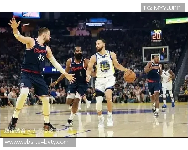 现役球员末节得分10次数统计詹姆斯领先哈登库里和KD紧随其后