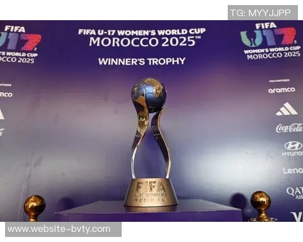 弗罗因德谈乌尔比希成长潜力并对麦克参加U17世界杯表示欣喜