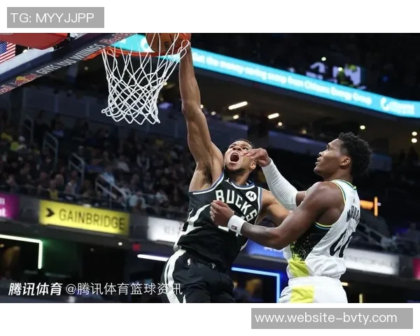 字母哥被迫上场拼搏三节贡献21分球队却惨遭37分落后困境